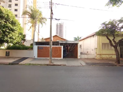 Casa com 3 Quartos para alugar, 136m² no Centro, Araraquara