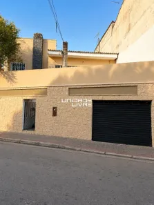Sobrado com 3 Quartos à venda, 400m² no Centro, Poá