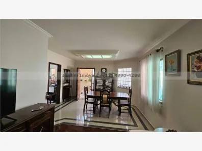 Sobrado com 4 Quartos à venda, 129m² no Vila Bastos, Santo André