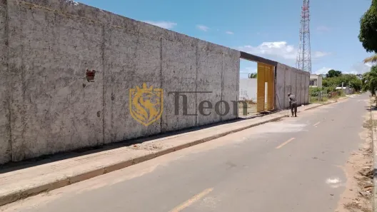 Lote/Terreno à venda, 2000m² no Guarajuba (Monte Gordo), Camaçari