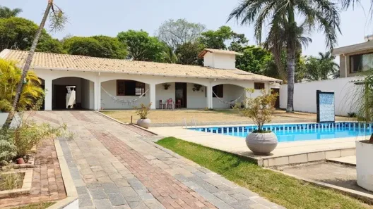 Casa com 3 Quartos à venda, 386m² no Braúnas, Belo Horizonte