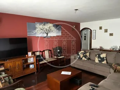 Casa com 3 Quartos à venda, 260m² no Rio Bonito, São Paulo