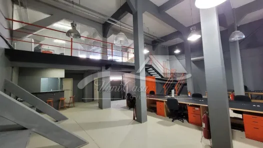 Galpão/Depósito/Armazém à venda, 280m² no Cambuci, São Paulo