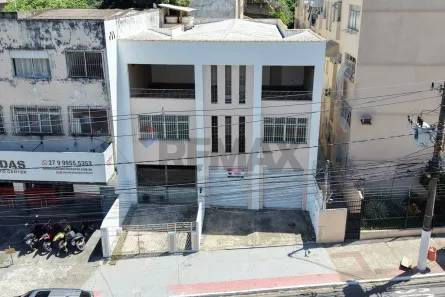 Prédio Comercial com 8 Quartos à venda, 465m² no Fradinhos, Vitória