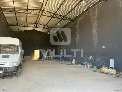 Galpão/Depósito/Armazém com 1 Quarto para alugar, 200m² no Pampulha, Uberlândia