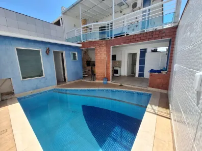Casa com 4 Quartos para alugar, 275m² no Portinho, Cabo Frio