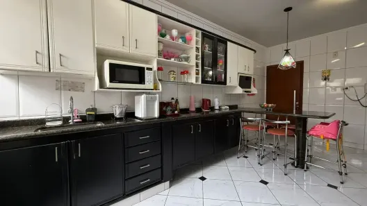 Apartamento com 3 Quartos à venda, 183m² no Centro, Juiz de Fora