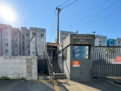Apartamento com 2 Quartos para alugar, 45m² no Olaria, Canoas