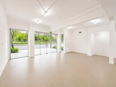 Ponto Comercial para alugar, 73m² no Praia de Belas, Porto Alegre