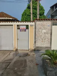 Casa com 1 Quarto para alugar, 35m² no Padre Miguel, Rio de Janeiro