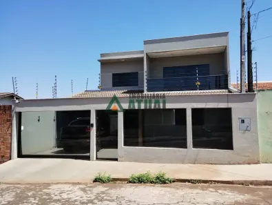 Casa com 3 Quartos à venda, 170m² no Jardim Planalto, Londrina