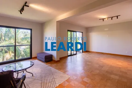 Sobrado com 3 Quartos à venda, 218m² no Vila Romana, São Paulo
