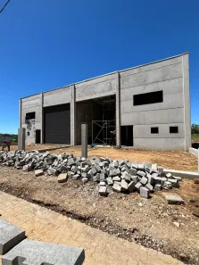 Prédio Comercial para alugar, 300m² no Jardim das Hortências, Caxias do Sul