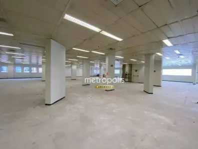 Sala Comercial para alugar, 2500m² no Santo Antônio, São Caetano do Sul