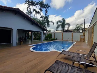 Casa com 3 Quartos à venda, 250m² no Caiçara, Praia Grande