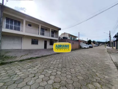 Casa com 3 Quartos para alugar, 150m² no Forquilhinha, São José