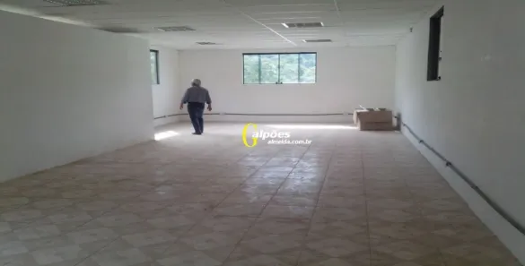 Galpão/Depósito/Armazém para alugar, 1300m² no Chácaras São Luís, Santana de Parnaíba