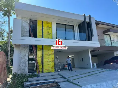 Casa de Condomínio com 4 Quartos à venda, 253m² no Ponta Negra, Manaus
