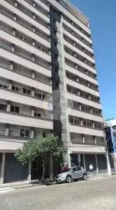 Apartamento com 3 Quartos para alugar, 50m² no Centro, Pelotas