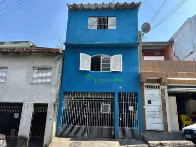Casa com 6 Quartos à venda, 220m² no Jardim Santa Tereza, Carapicuíba