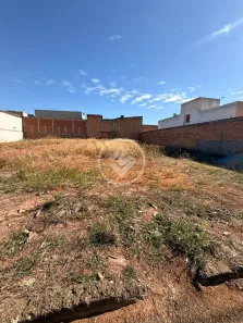 Lote/Terreno à venda, 300m² no Portal das Águas, Hidrolândia