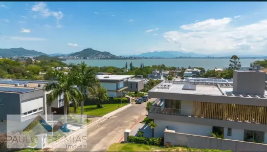 Lote/Terreno à venda, 726m² no Cacupé, Florianópolis