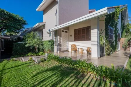 Casa com 4 Quartos à venda, 390m² no São Cristóvão, Cascavel