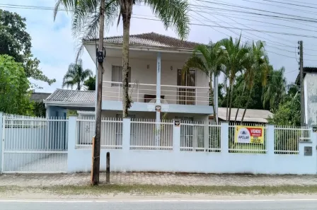 Sobrado com 6 Quartos à venda, 292m² no Bamerindus, Itapoá