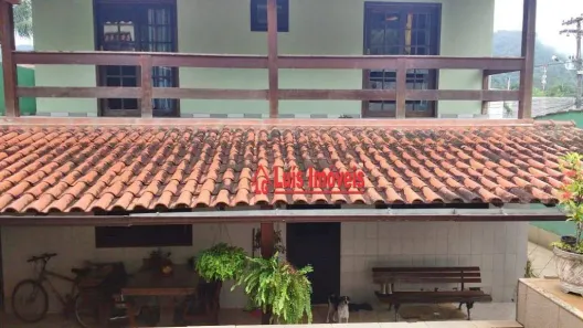 Casa com 4 Quartos à venda, 360m² no Itaipu, Niterói