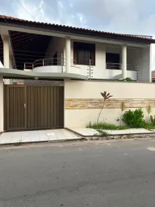 Sobrado com 4 Quartos à venda, 300m² no Cohama, São Luís