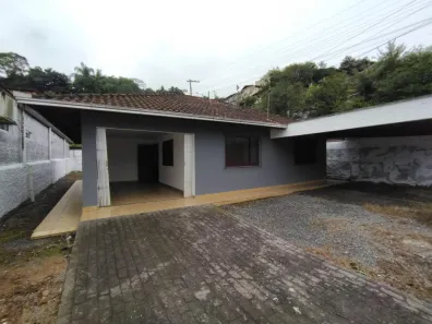 Casa com 3 Quartos para alugar, 110m² no Recanto Feliz, Guaramirim