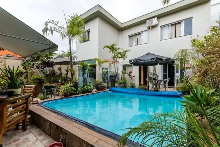 Casa com 3 Quartos à venda, 267m² no Bosque da Saúde, São Paulo