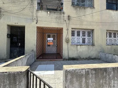 Apartamento com 2 Quartos para alugar, 83m² no José Bonifácio, Fortaleza