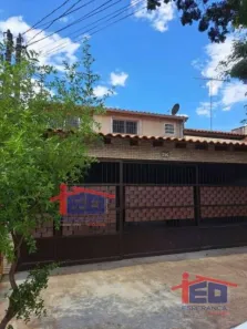 Casa com 3 Quartos à venda, 250m² no Quitaúna, Osasco