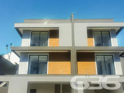 Sobrado com 3 Quartos à venda, 271m² no Costa e Silva, Joinville