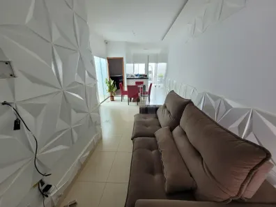 Casa com 2 Quartos à venda, 125m² no Laranjeiras, Uberlândia