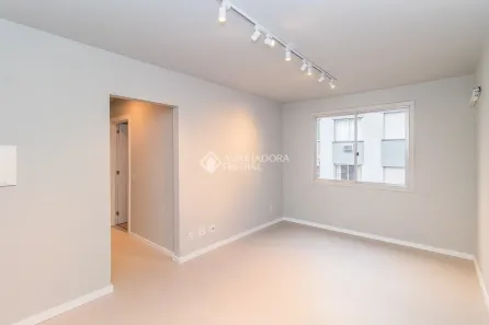 Apartamento com 2 Quartos à venda, 58m² no Vila Ipiranga, Porto Alegre
