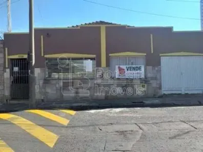 Casa com 3 Quartos à venda, 111m² no Centro, Araraquara