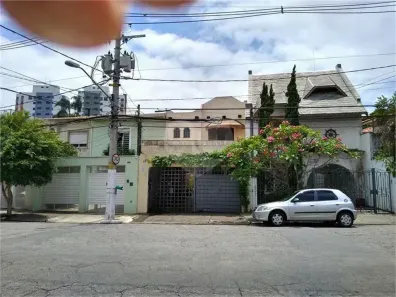 Casa com 3 Quartos à venda, 206m² no Indianópolis, São Paulo