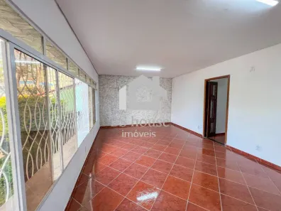 Casa com 3 Quartos para alugar, 231m² no Campestre, Santo André
