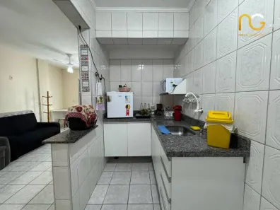 Kitnet com 1 Quarto à venda, 33m² no Guilhermina, Praia Grande