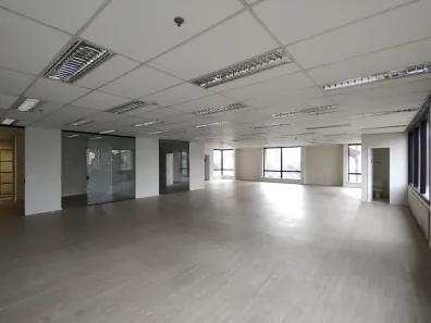 Sala Comercial para alugar, 234m² no Cantinho do Céu, São Paulo