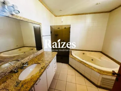 Apartamento com 4 Quartos para alugar, 205m² no Martins, Uberlândia