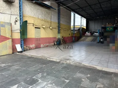 Imóvel Comercial à venda, 240m² no Centro, Jacareí