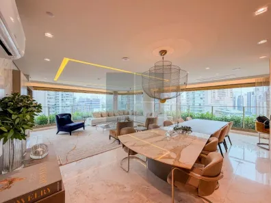 Apartamento com 3 Quartos à venda, 220m² no Moema, São Paulo