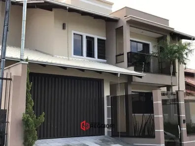 Casa com 4 Quartos à venda, 300m² no Ressacada, Itajaí