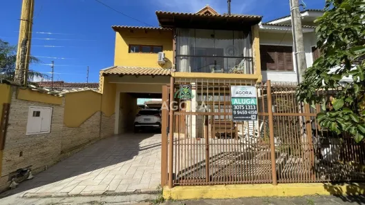 Casa com 3 Quartos para alugar, 198m² no Mato Grande, Canoas