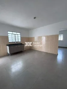 Casa com 2 Quartos para alugar, 84m² no Recanto das Pedras (Assistência), Rio Claro