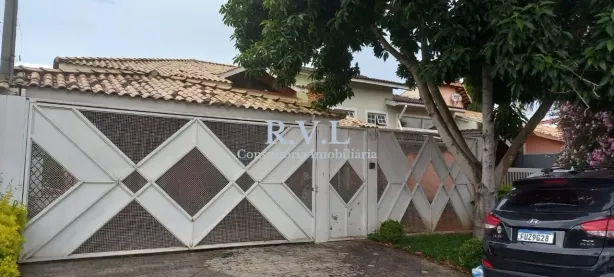 Sobrado com 3 Quartos à venda, 250m² no Vila Petrópolis, Atibaia