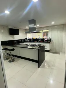 Sobrado com 4 Quartos à venda, 312m² no Vila Nova Carolina, São Paulo